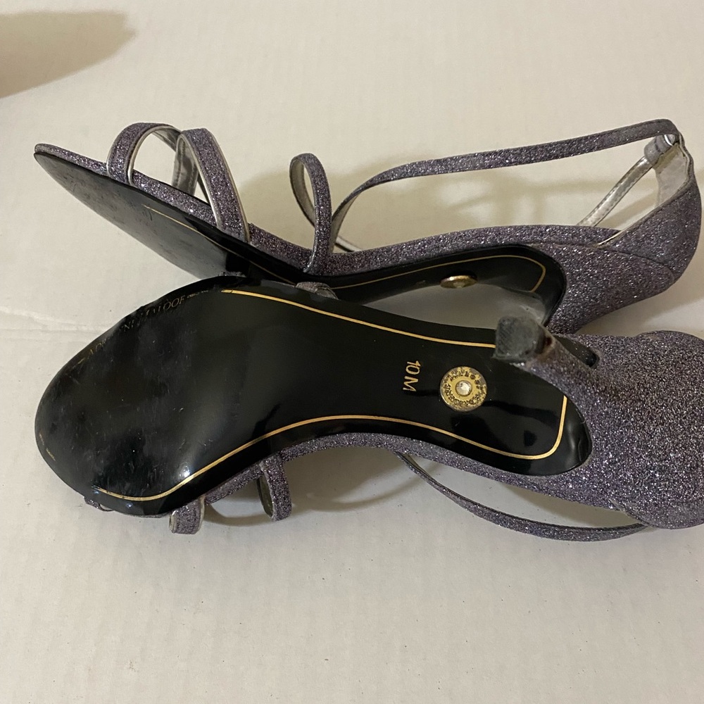 Adrienne Maloof dress sandal. Silver/Grey sparkle, 3inch heel. Size 10M - Picture 4 of 5